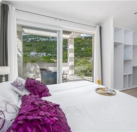 Luxury 5 Bedroom Beachfront Villa near Dubrovnik, Sleeps 11-12